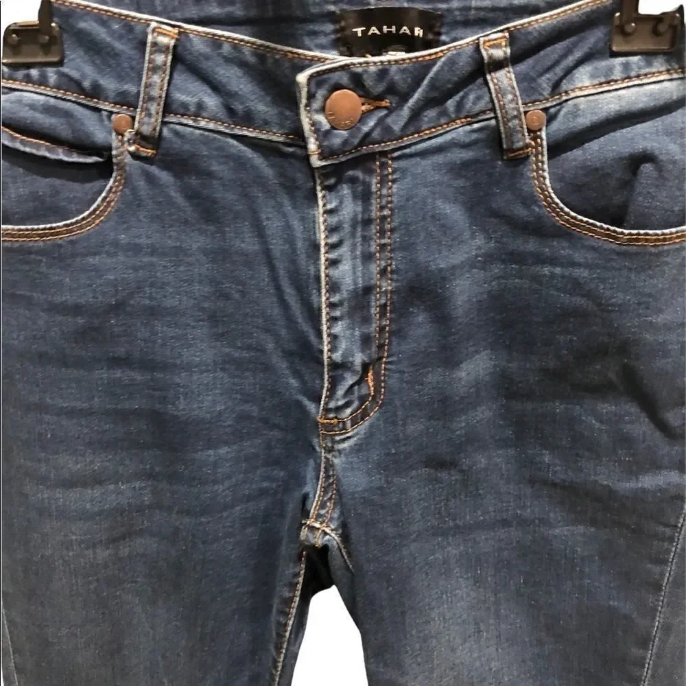 Tahari Medium Wash “Kelly” Skinny Jeans‎